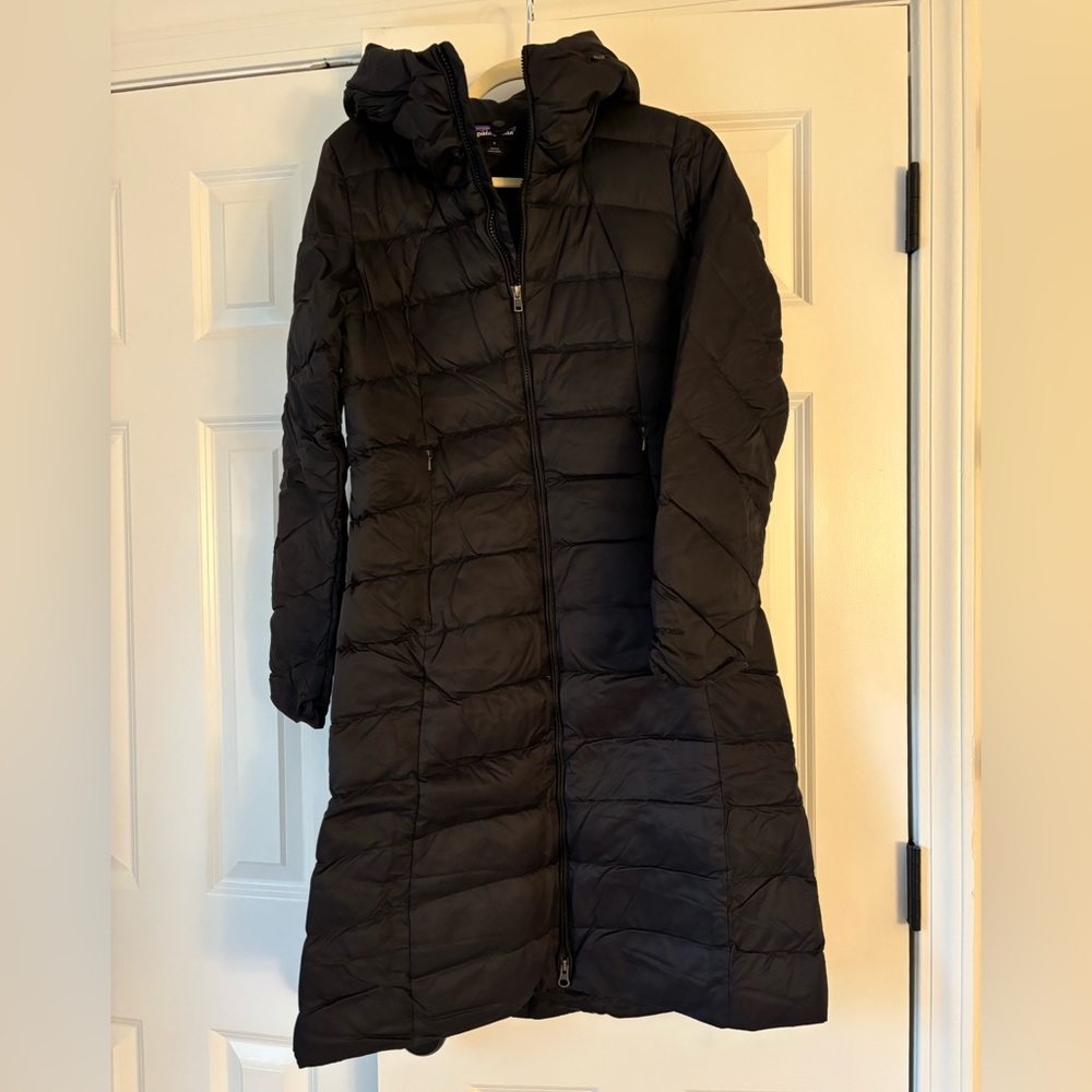 ✅SOLD Patagonia Women’s Downpuff Parka
